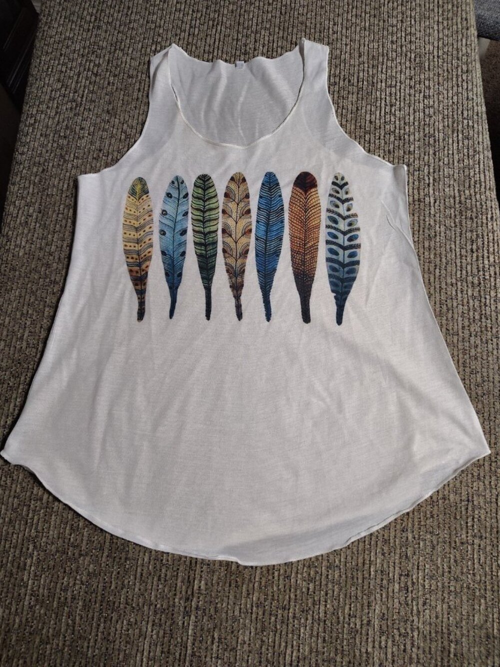 New! Women's White FEATHERS TANK TOP Size Medium